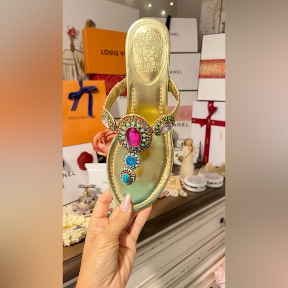 💎 VINCE CAMUTO Jeweled Demi Wedge Sandals - size 38 NWOT 💎 - Picture 5 of 11